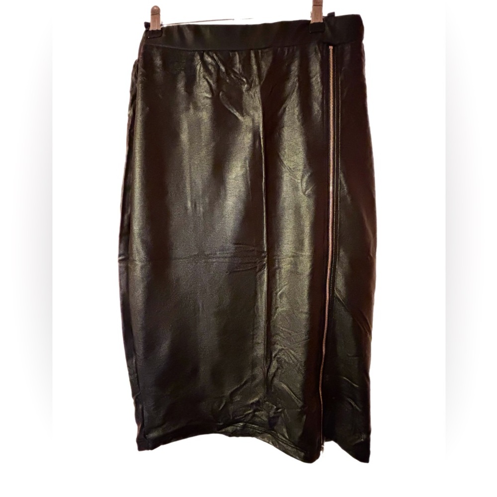 Faux Leather “BodyCon” Skirt